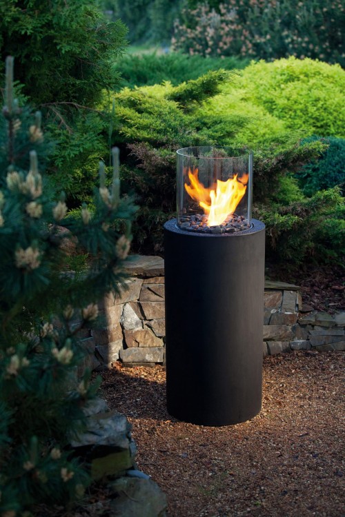Totem-Commerce-outdoor-bioethanol-fireplace-by-Planika.jpeg