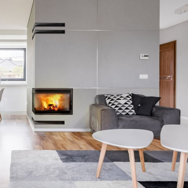 Wkład Lucy Lewy 14 kW w salonie