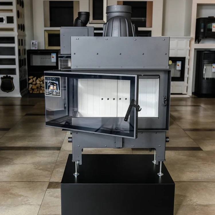 Kominek stalowy Floki L - sesja zdjęciowa 2.webp