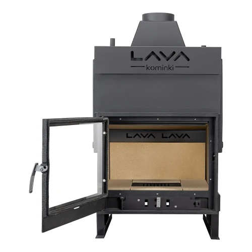 otwarte drzwi kominka: Lava TKL PLUS 17 kW z płaszczem wodnym w układzie zamkniętym