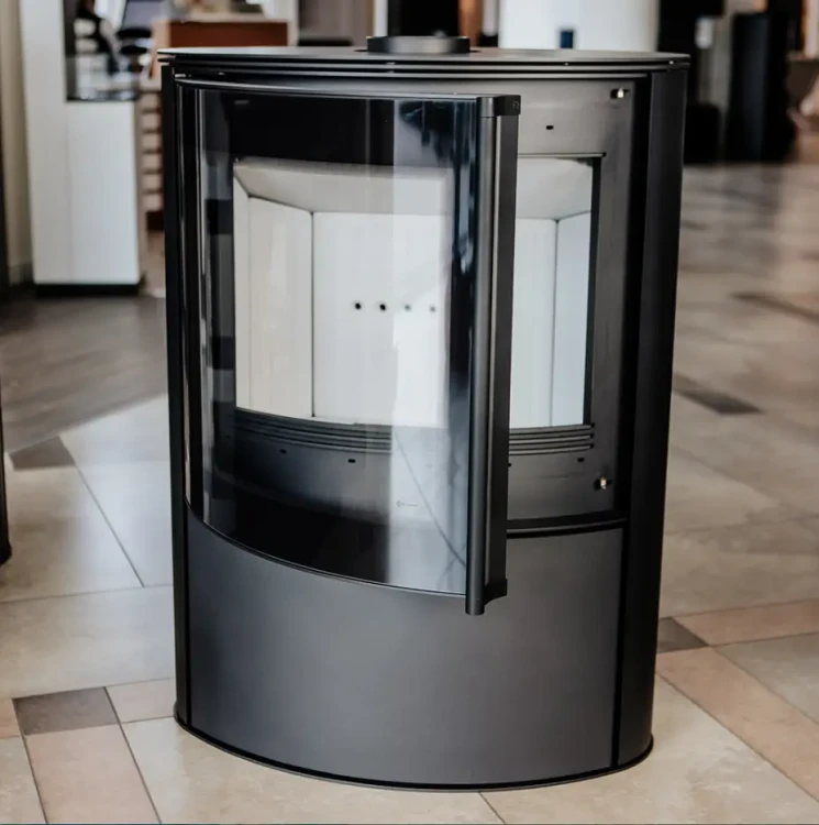 Piecyk na drewno Bjorn, drzwiczki otwarte