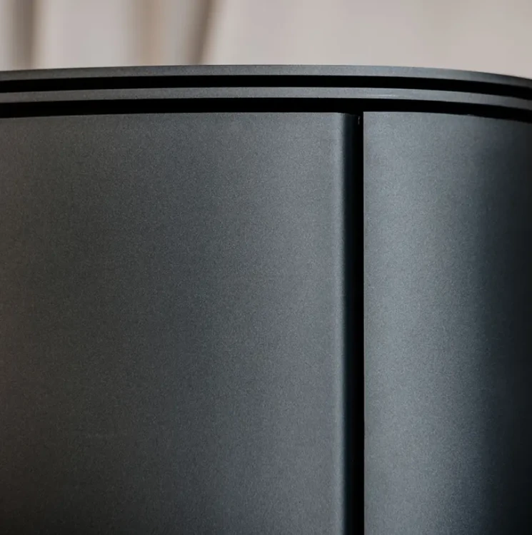 Piecyk na drewno Bjorn zbliżenie na korpus