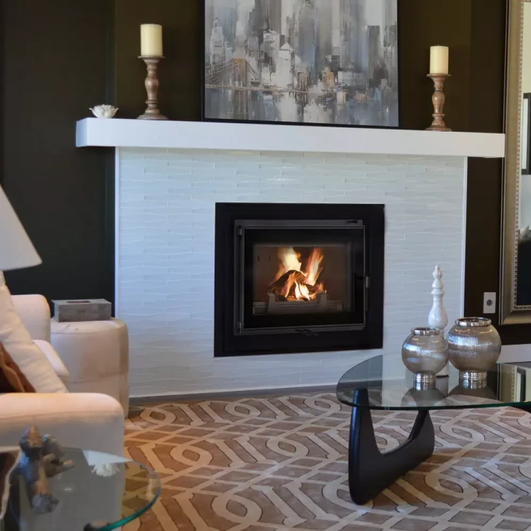 Kominek Zosia Eco 12 kW - w salonie, zabudowany