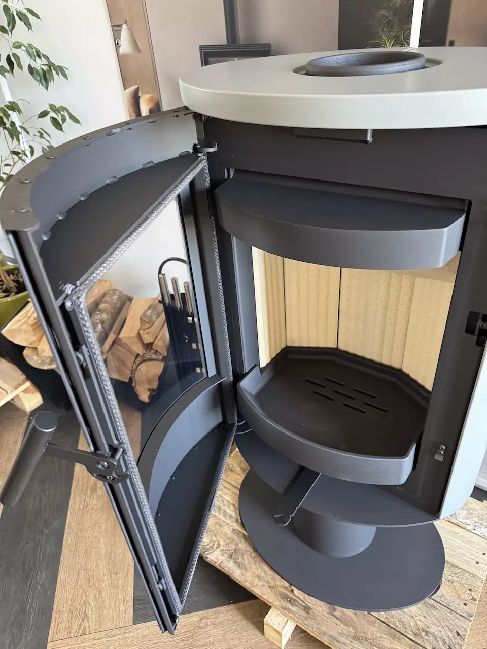 Palenisko kozy Laredo obrotowej.